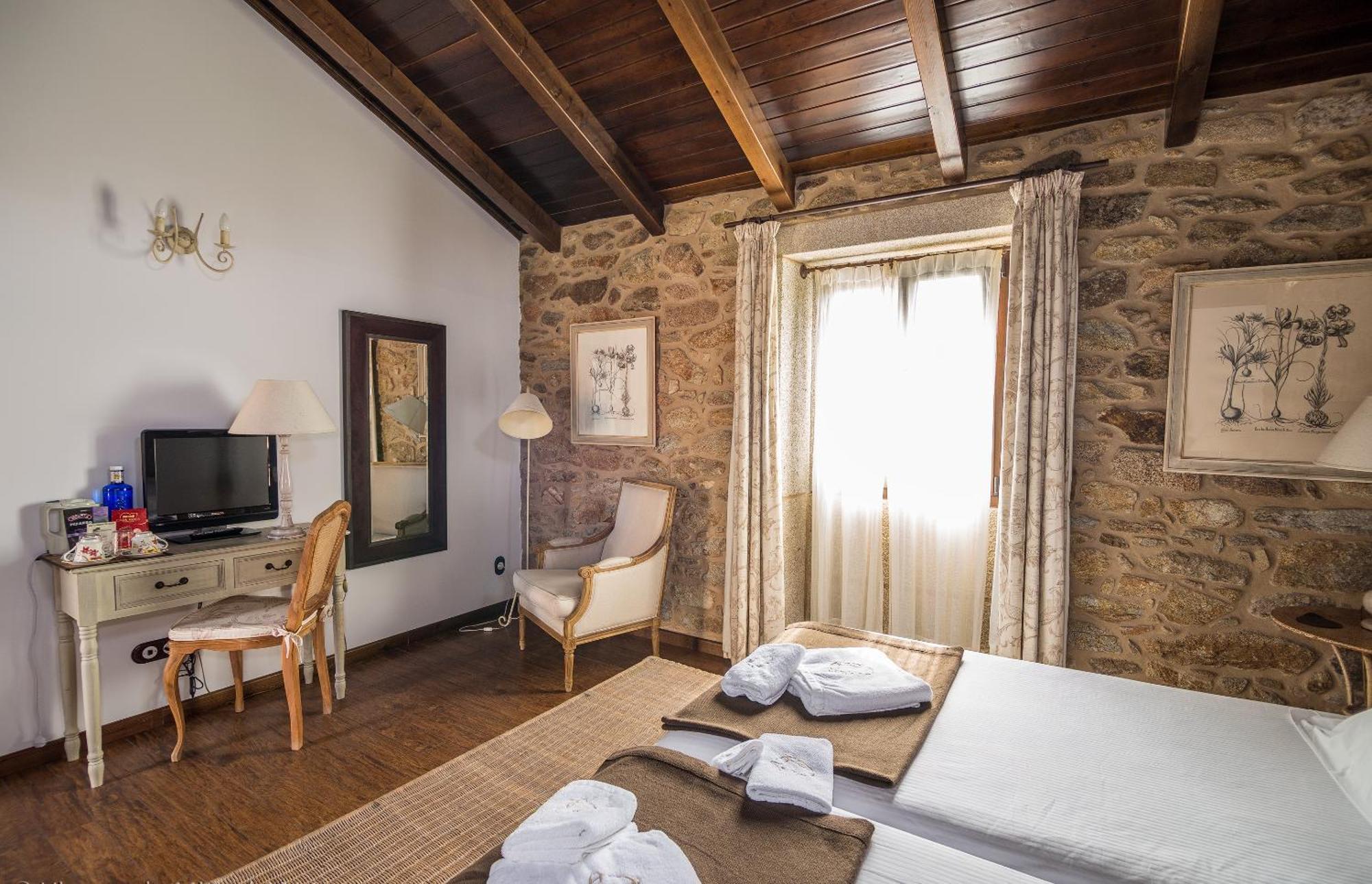 Hotel Rustico Lugar Do Cotarino カマリーニャス エクステリア 写真